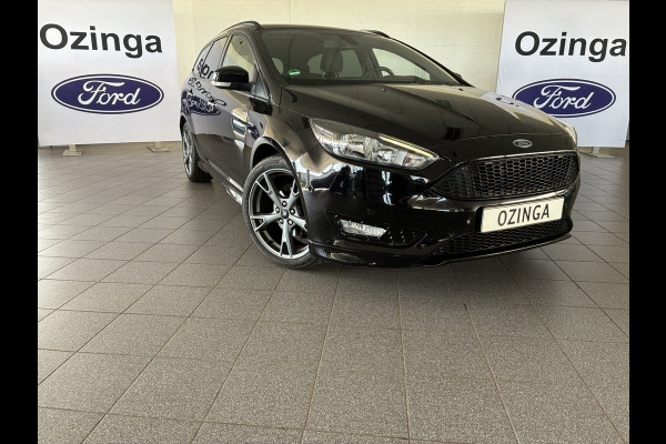 Ford FOCUS Wagon 125PK ST-Line 18-inch-navi-climatecontrole-privacyglass
