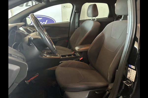 Ford FOCUS Wagon 125PK ST-Line 18-inch-navi-climatecontrole-privacyglass