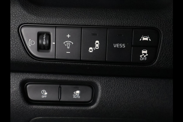 Kia e-Niro DynamicPlusLine 64 kWh SOH 100% | 450 km actieradius | 1e eigenaar | Navigatie | Camera |