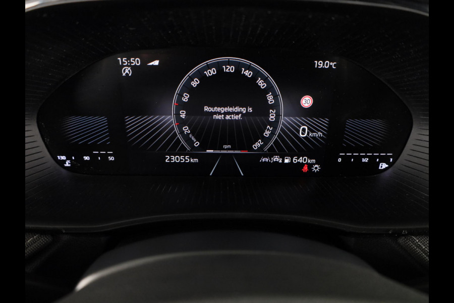 Škoda Fabia 1.0 TSI Business Edition 95pk | Verlengde garantie | Climatronic | Navigatie via App | Verwarmbare voorstoelen | Parkeersensoren voor en achter