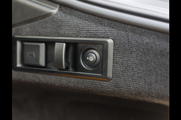 BMW i4 M50 84 kWh | Pano - Trekhaak - Harman Kardon