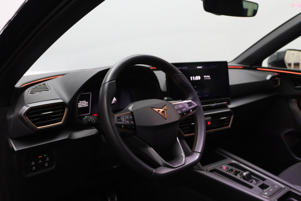 CUPRA Leon 1.4 e-Hybrid 245 PK VZ Adrenaline PHEV, Groot-Navigatie, Stoleverwarming, Camera, Adap. Cruise Control