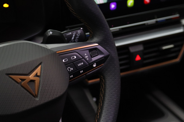 CUPRA Leon 1.4 e-Hybrid 245 PK VZ Adrenaline PHEV, Groot-Navigatie, Stoleverwarming, Camera, Adap. Cruise Control