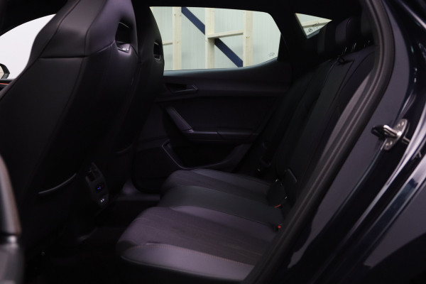 CUPRA Leon 1.4 e-Hybrid 245 PK VZ Adrenaline PHEV, Groot-Navigatie, Stoleverwarming, Camera, Adap. Cruise Control