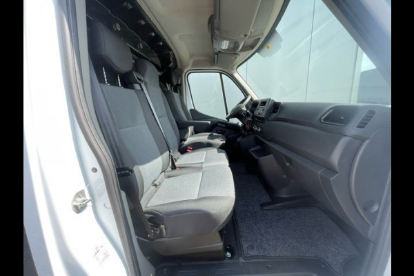 Nissan Interstar 2.3 dCi L2H2 Acenta