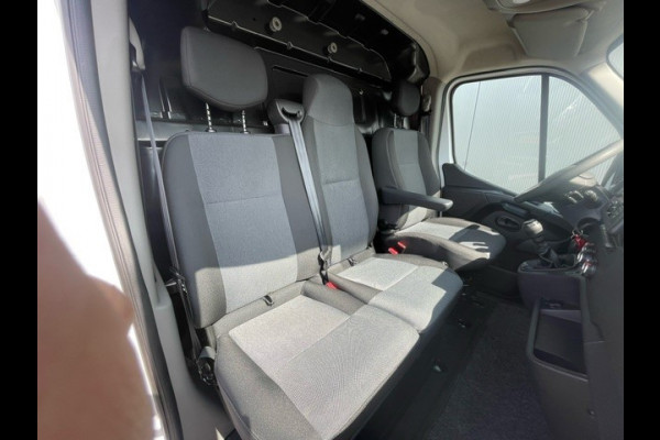 Nissan Interstar 2.3 dCi L2H2 Acenta