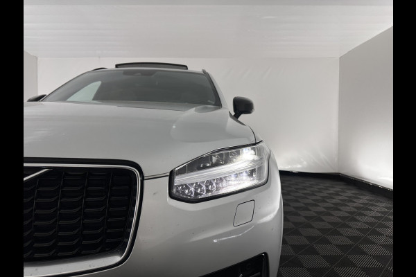 Volvo XC90 2.0 B5 AWD Inscription R-Design Intro Edition [7-Pers.] Aut. *PANO | LEATHER-ALCANTARA | FULL-LED | MEMORY-PACK | BOWERS&WILKINS | BLINDSPOT | KEYLESS | DIGI-COCKPIT | NAVI-FULLMAP | PRIVACYGLASS | HEATED-SPORTSEATS | TOWBAR | 20''ALU*