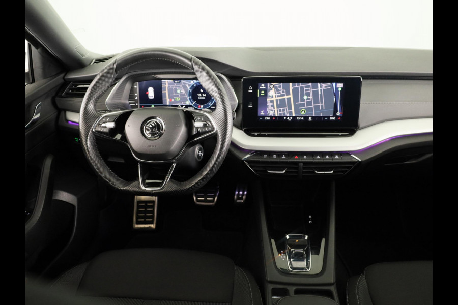 Škoda Octavia Combi 1.5 e-TSI Sport Business 150pk DSG | Parkeersensoren voor en achter | Navigatie | Sportstoelen |