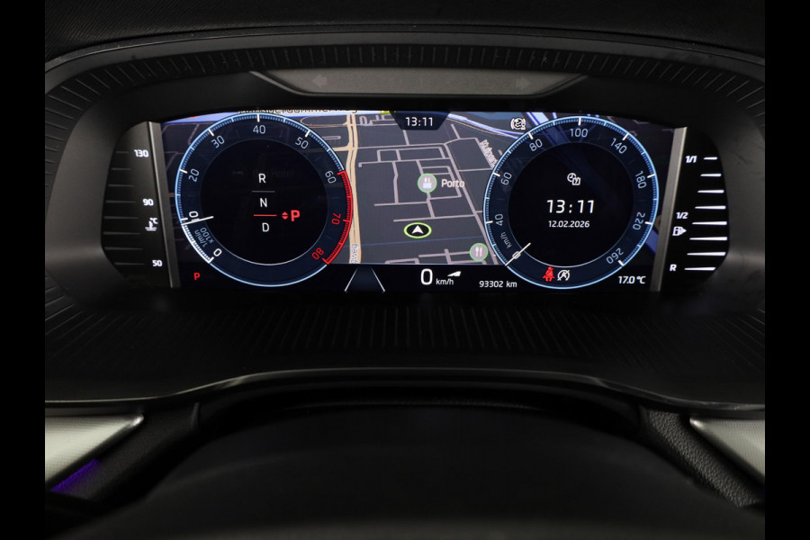 Škoda Octavia Combi 1.5 e-TSI Sport Business 150pk DSG | Parkeersensoren voor en achter | Navigatie | Sportstoelen |