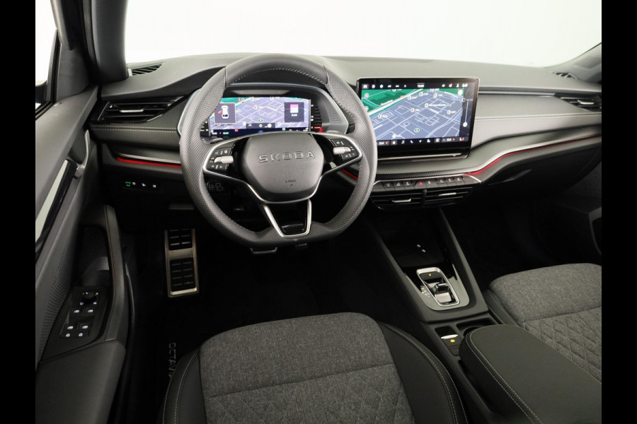 Škoda Octavia Combi Sportline Tour m-HEV 1.5 TSI 150 pk 7 versn. DSG | Schuif/kanteldak | Travel assist | Trekhaak wegklapbaar