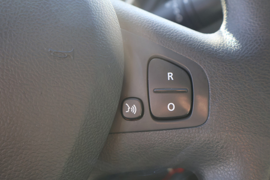 Renault Trafic 2.0 dCi 120pk L1 H1 2x Schuifdeur Imperiaal