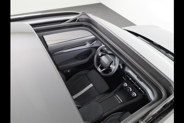 Škoda Kodiaq 1.5 TSI PHEV Sportline Business 204pk | 20 inch | Trekhaak | Panoramadak | Winter pakket |  Blind Spot | Adaptive Cruise | Stoelverwarming | Camera | Light & View