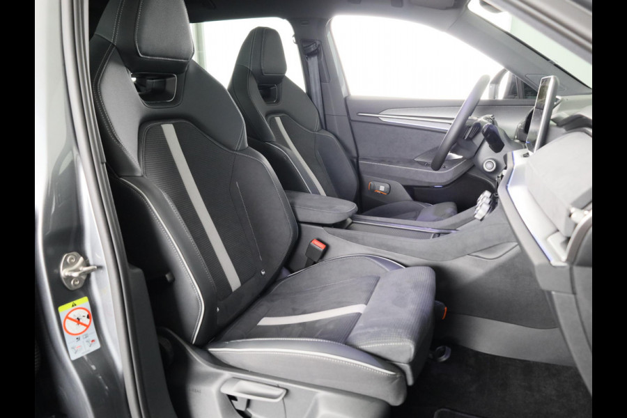 Škoda Kodiaq 1.5 TSI PHEV Sportline Business 204pk | 20 inch | Trekhaak | Panoramadak | Winter pakket |  Blind Spot | Adaptive Cruise | Stoelverwarming | Camera | Light & View