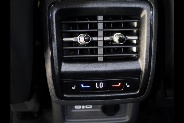 Škoda Kodiaq 1.5 TSI PHEV Sportline Business 204pk | 20 inch | Trekhaak | Panoramadak | Winter pakket |  Blind Spot | Adaptive Cruise | Stoelverwarming | Camera | Light & View