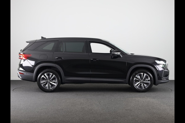 Škoda Kodiaq Business Edition m-HEV 1.5 TSI 150pk 7 versn. DSG | Trekhaak | Comfort Pakket | Dynamic Chassis Control | Winter Pakket | Parkeer pakket | 18 inch lichtmetalen velgen | Ligh & View
