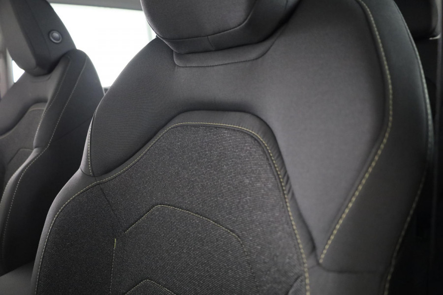 Škoda Kodiaq Business Edition m-HEV 1.5 TSI 150pk 7 versn. DSG | Trekhaak | Comfort Pakket | Dynamic Chassis Control | Winter Pakket | Parkeer pakket | 18 inch lichtmetalen velgen | Ligh & View