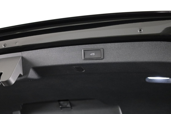 Škoda Kodiaq Business Edition m-HEV 1.5 TSI 150pk 7 versn. DSG | Trekhaak | Comfort Pakket | Dynamic Chassis Control | Winter Pakket | Parkeer pakket | 18 inch lichtmetalen velgen | Ligh & View