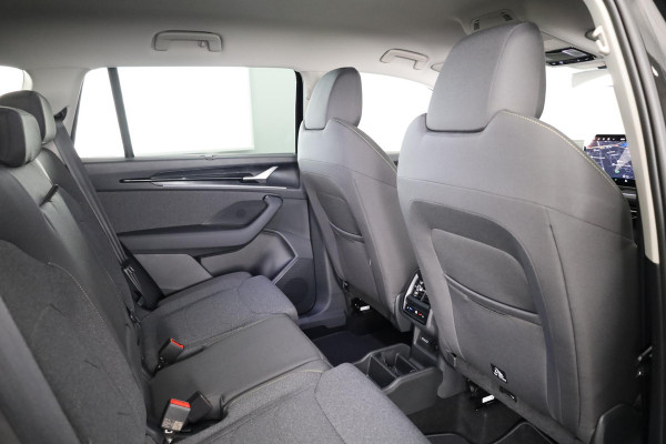 Škoda Kodiaq Business Edition m-HEV 1.5 TSI 150pk 7 versn. DSG | Trekhaak | Comfort Pakket | Dynamic Chassis Control | Winter Pakket | Parkeer pakket | 18 inch lichtmetalen velgen | Ligh & View