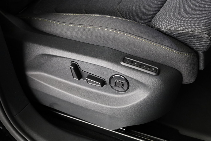 Škoda Kodiaq Business Edition m-HEV 1.5 TSI 150pk 7 versn. DSG | Trekhaak | Comfort Pakket | Dynamic Chassis Control | Winter Pakket | Parkeer pakket | 18 inch lichtmetalen velgen | Ligh & View