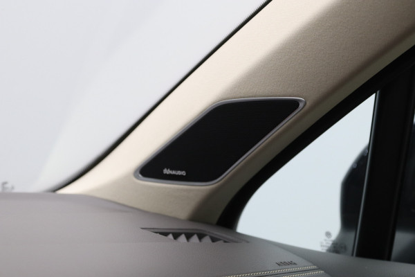 Volkswagen Touareg 3.0 TDI 286 PK Atmosphere R-Line, Luchtvering, Trekhaak, Panoramadak, Adap. Cruise Control