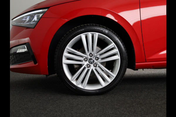 Škoda SCALA 1.0 TSI Business Edition 116pk | Panoramadak | Apple Carplay | Verwarmbare voorstoelen | Climatronic
