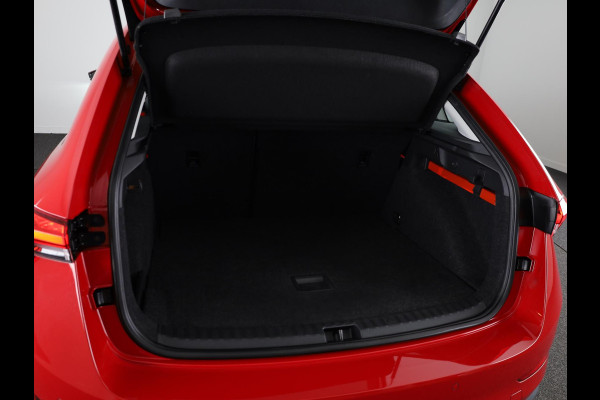 Škoda SCALA 1.0 TSI Business Edition 116pk | Panoramadak | Apple Carplay | Verwarmbare voorstoelen | Climatronic