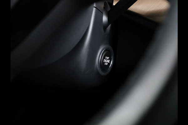 Škoda SCALA 1.0 TSI Business Edition 116pk | Panoramadak | Apple Carplay | Verwarmbare voorstoelen | Climatronic