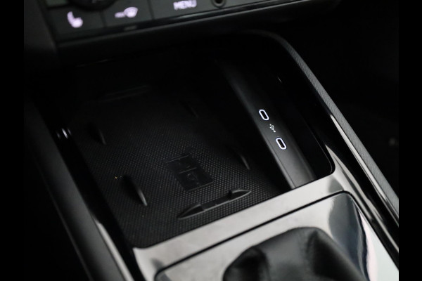 Škoda SCALA 1.0 TSI Business Edition 116pk | Panoramadak | Apple Carplay | Verwarmbare voorstoelen | Climatronic