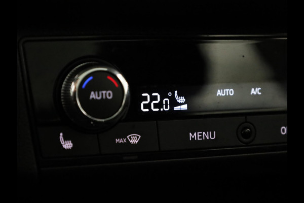 Škoda SCALA 1.0 TSI Business Edition 116pk | Panoramadak | Apple Carplay | Verwarmbare voorstoelen | Climatronic
