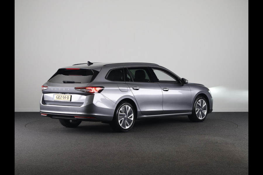 Škoda Superb Combi Business Edition 1.5 MHEV 150pk DSG-7 | Navigatie | Parkeercamera | Verwarmbare voorstoelen en achterbank | 18 inch Lichtmetalen velgen | Verlengde garantie