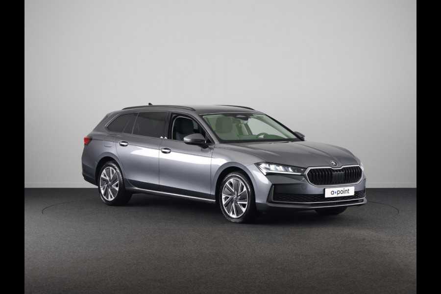 Škoda Superb Combi Business Edition 1.5 MHEV 150pk DSG-7 | Navigatie | Parkeercamera | Verwarmbare voorstoelen en achterbank | 18 inch Lichtmetalen velgen | Verlengde garantie