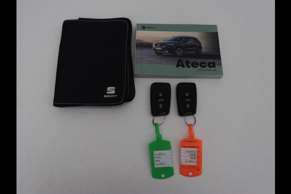 Seat Ateca 1.5 TSI Style Intense | Trekhaak | Leder/Alcantara | Carplay | Camera | Park Assist | Full LED | Navigatie | Climate control | Cruise control | Bluetooth