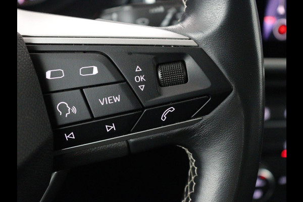 Seat Ateca 1.5 TSI Style Intense | Trekhaak | Leder/Alcantara | Carplay | Camera | Park Assist | Full LED | Navigatie | Climate control | Cruise control | Bluetooth