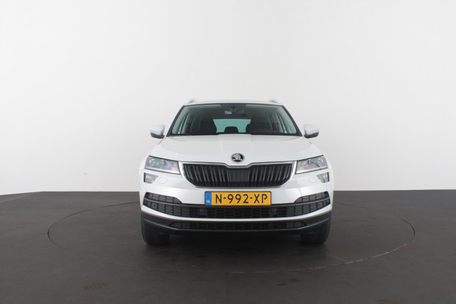 Škoda Karoq 1.5 TSI ACT Style > Camera/Trekhaak/ACC/Stoelverwarming/All season banden...