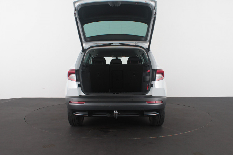 Škoda Karoq 1.5 TSI ACT Style > Camera/Trekhaak/ACC/Stoelverwarming/All season banden...