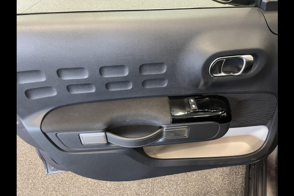 Citroën C3 1.2 PureTech 110pk Automaat Max | Airco | Navigatie | Apple carplay / Android Auto | Parksensoren | Lichtmetalen Velgen
