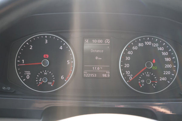 Volkswagen Transporter 2.0 TDI 150pk Automaat L2 H1 DC 2x Schuifdeur