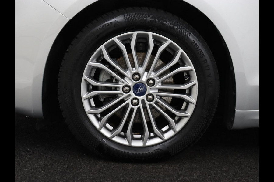 Ford Mondeo 2.0 IVCT HEV Titanium | Stoelverwarming | Carplay | Keyless | Navigatie | Climate control | Parkeerhulp | Cruise control | Bluetooth | DAB | Verwarmde voorruit