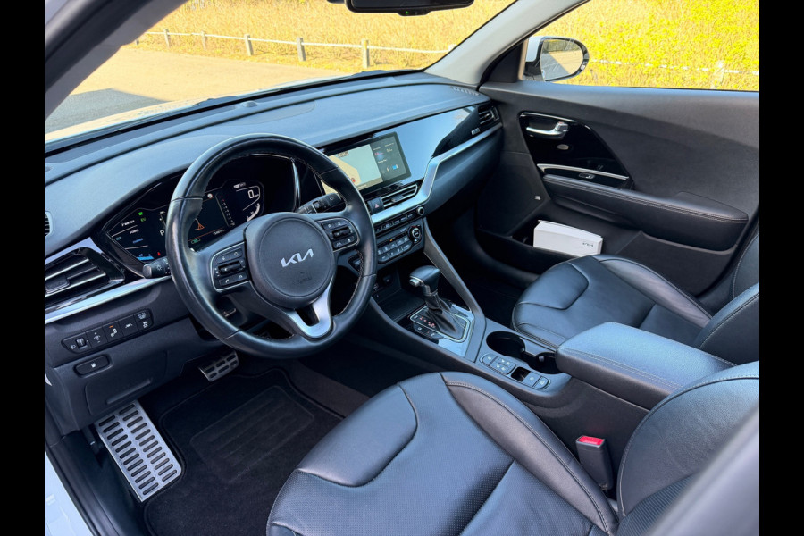 Kia Niro 1.6 GDi Hybrid ExecutiveLine Pano-Schuifdak Leer Navi Camera Led-Xenon