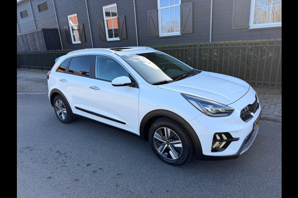 Kia Niro 1.6 GDi Hybrid ExecutiveLine Pano-Schuifdak Leer Navi Camera Led-Xenon