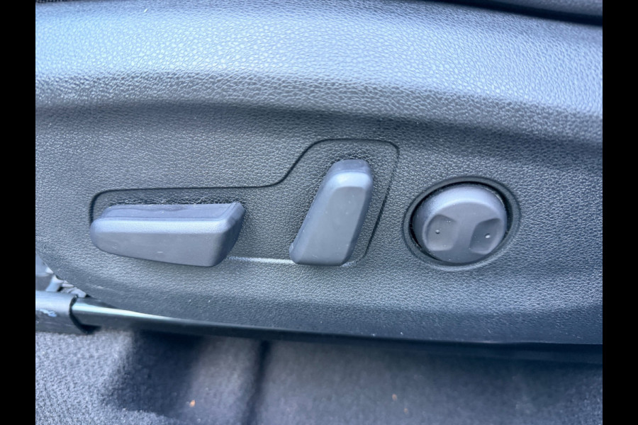 Kia Niro 1.6 GDi Hybrid ExecutiveLine Pano-Schuifdak Leer Navi Camera Led-Xenon