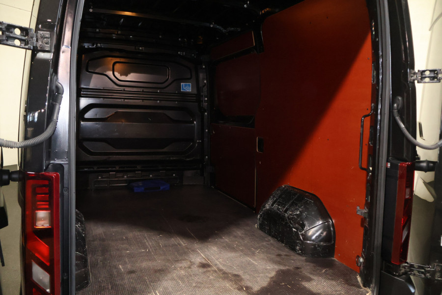 Renault Master 2.0 dCi 170pk L2 H2 Airco Navigatie Camera Imperiaal