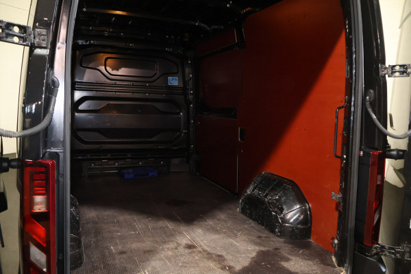 Renault Master 2.0 dCi 170pk L2 H2 Airco Navigatie Camera Imperiaal