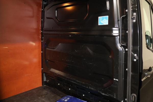 Renault Master 2.0 dCi 170pk L2 H2 Airco Navigatie Camera Imperiaal