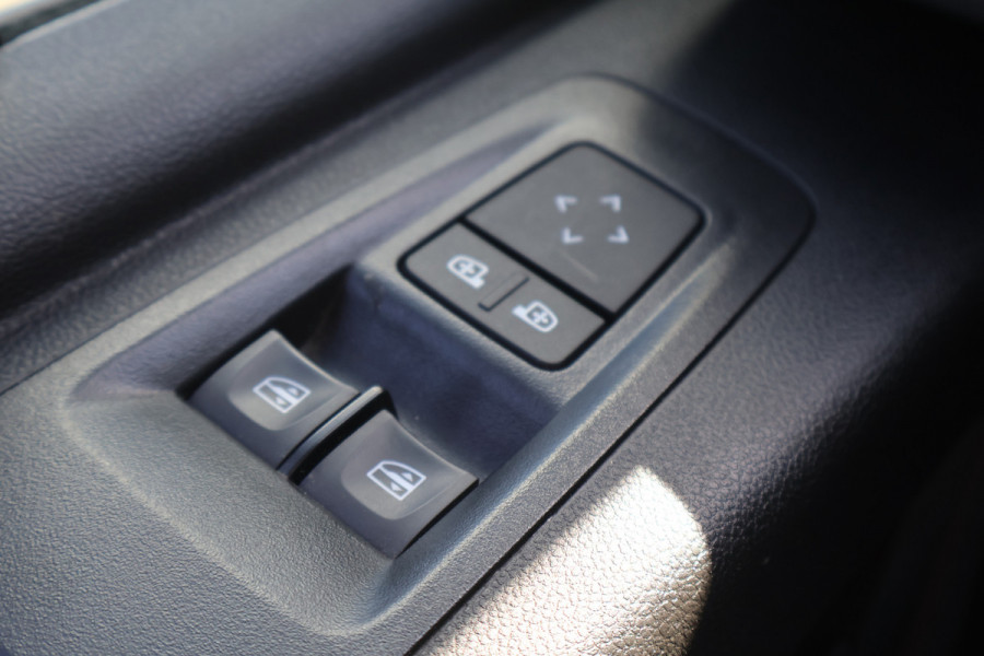 Renault Master 2.0 dCi 170pk L2 H2 Airco Navigatie Camera Imperiaal