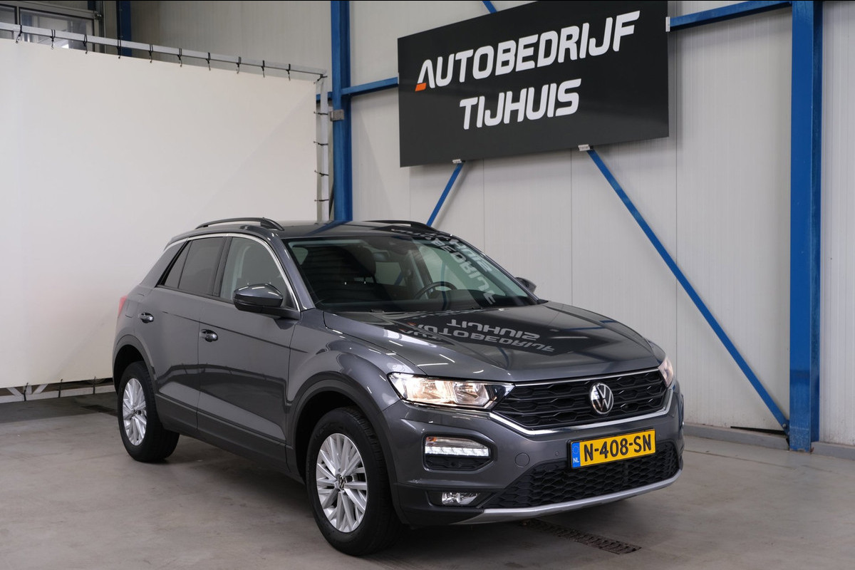 Volkswagen T-Roc 1.0 TSI Style - N.A.P. Airco, Cruise, PDC, Carplay.