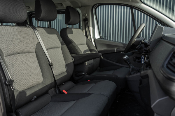 Renault Trafic **L2H1 | 150 PK | LED | 9-Zits | Cruise | Navi | Airco**