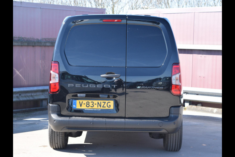 Peugeot e-Partner 136 L1 50 kWh | LAADRUIMTEBETIMMERING | CAMERA MET SENSOREN | E.C.C. | DEMO