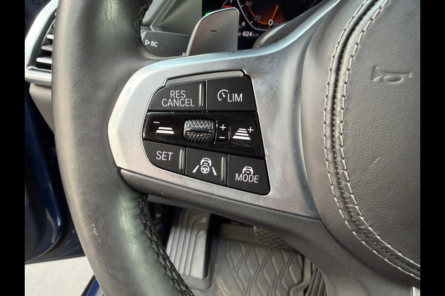 BMW X5 XDrive40i High Executive | H&K | Luchtvering | 21 inch | Multicontour stoelen | HUD | Luchtvering