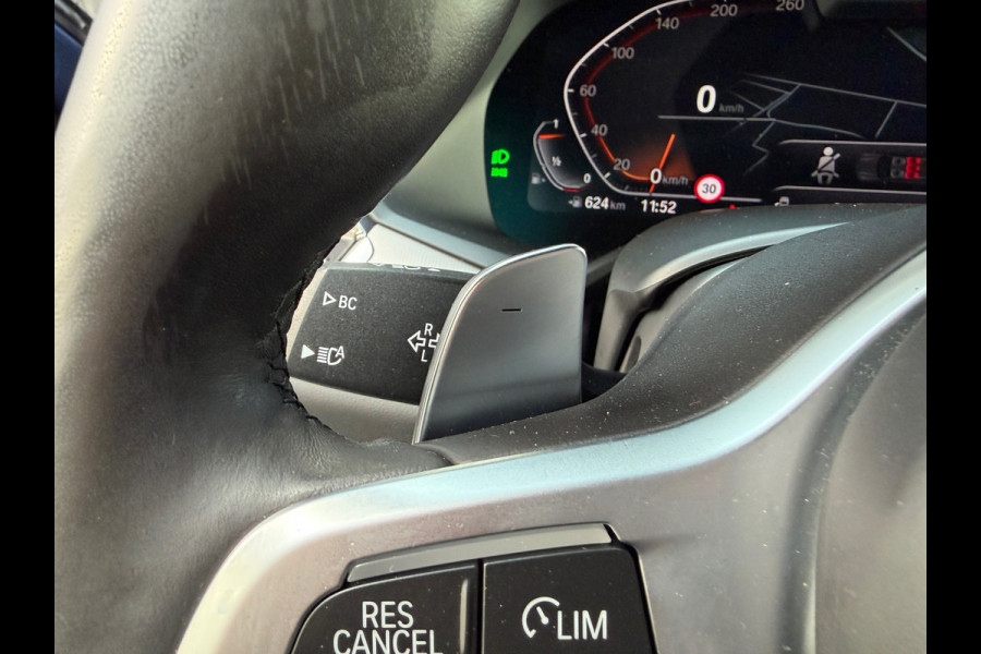 BMW X5 XDrive40i High Executive | H&K | Luchtvering | 21 inch | Multicontour stoelen | HUD | Luchtvering